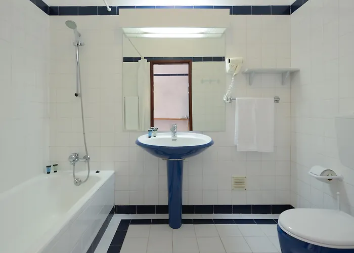 3hb Falesia Mar 3* Албуфейра