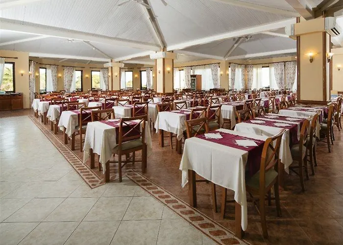 Апарт-отель 3hb Falesia Mar Албуфейра
